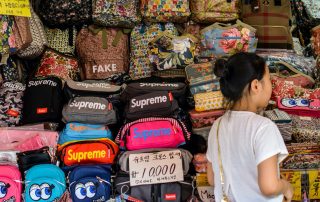 counterfeit-market-blog